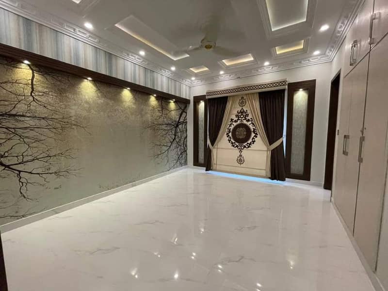 10 Marla Brand New Modern Luxury Upper Portion Lower Locked Available For Rent In Bahria Town Lahore. 4