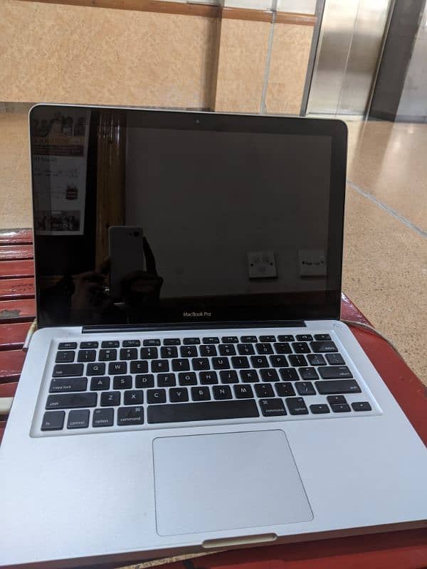 Macbook Pro 2012 mid 1