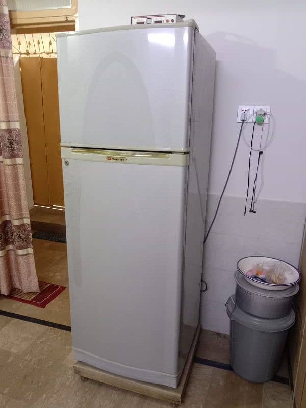 dawlance fridge A one condition full size 0