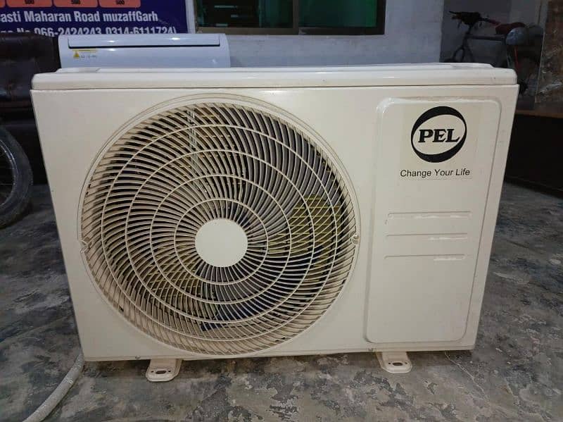 Pel inverter heat and cooling good condition 1.5 ton 1