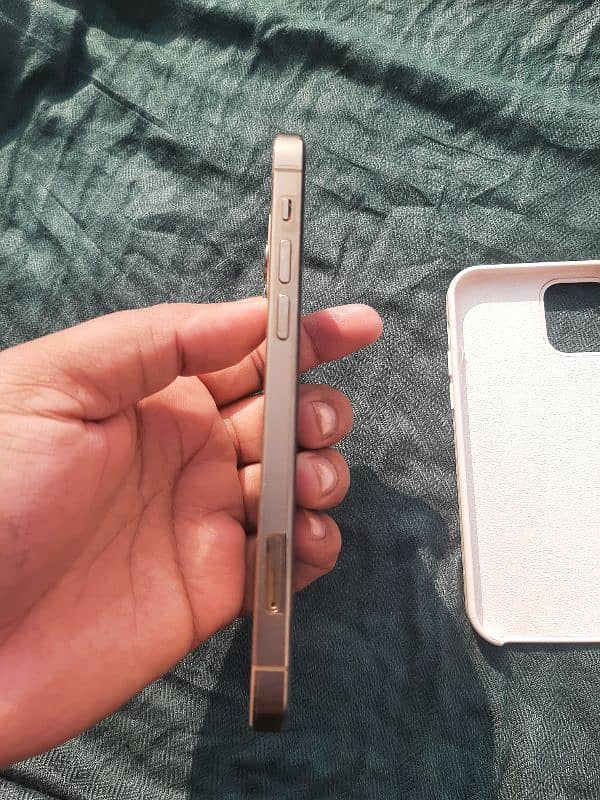 Iphone 12 pro Non PTA 3