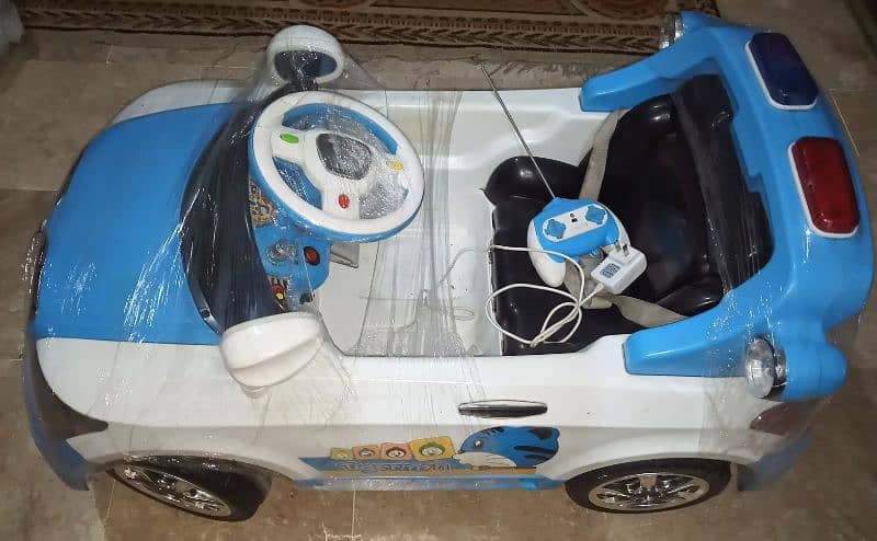 Kids Double Battery Rechargeable Car 3