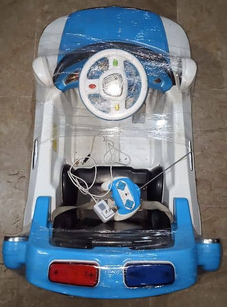 Kids Double Battery Rechargeable Car 6