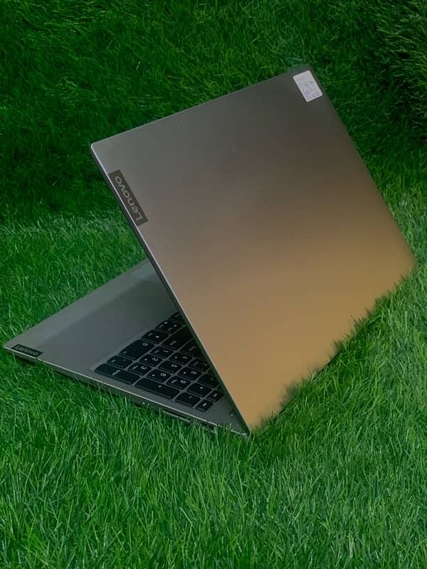 Lenovo 15  core i5 8th gen  8gb ram  256 gb ssd  03335362001 3