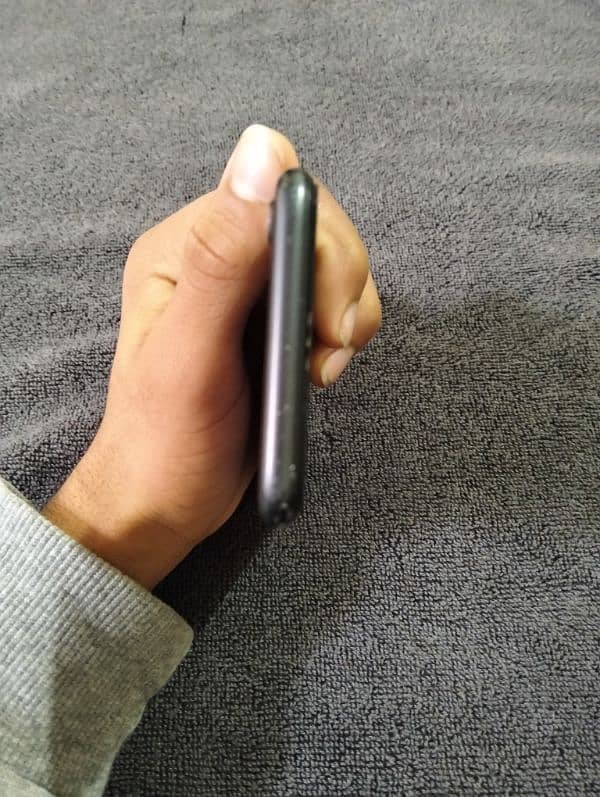 iPhone 7 non pta 32 GB battery health 86 urgent sale 2