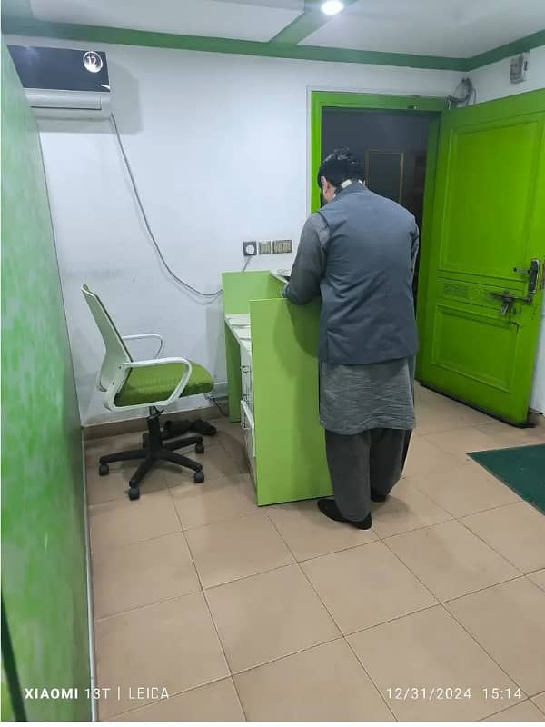 Fully Furnished Area 550 Square Feet Office Available For Rent Real Pictures In Main Boulevard Road Gulberg 3 Lahore 6