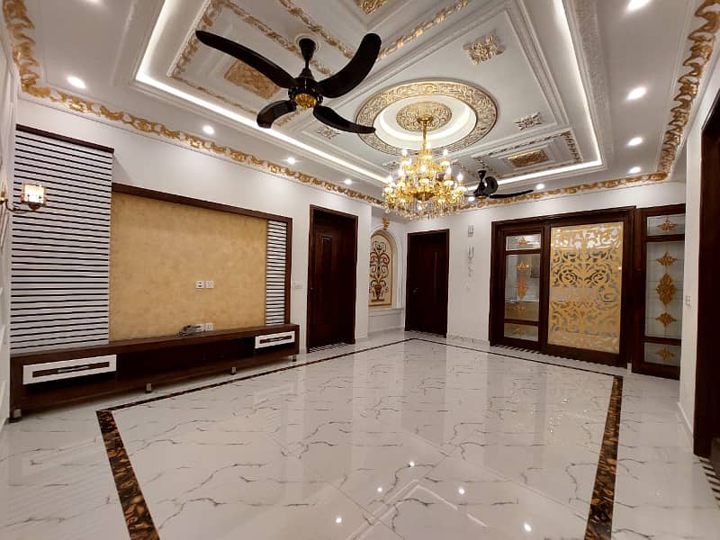 10 Marla Brand New Modern Luxury Upper Portion Available For Rent In Bahria Town Lahore. 2