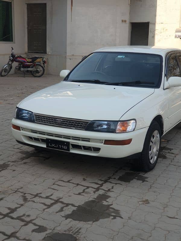 Toyota Corolla XE 1998 modal lush condition 3