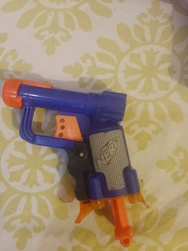 NERF GUN 1