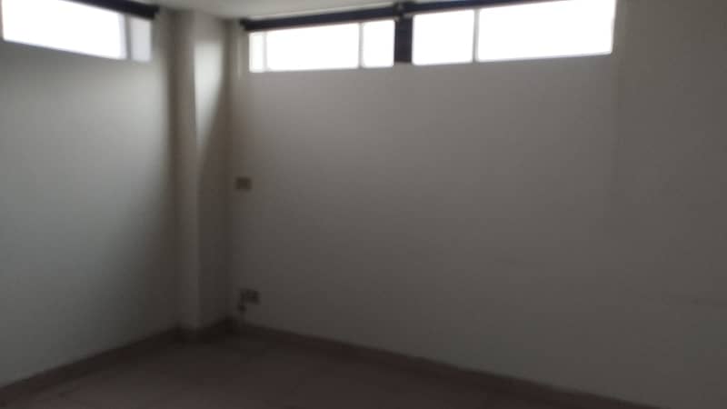 700 Sqft Ready Office Available For Rent Kohinoor One Faisalabad 7