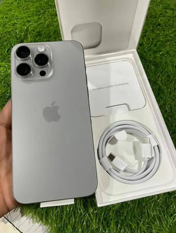 i Phone 8plus, 11,12,13,14,15 pro max on instalment Whatsap 3417642347 0