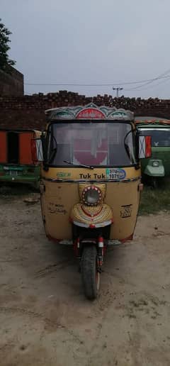 tuktuk 2020 model good condition koi Kam honey wala nai