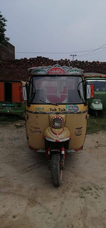 tuktuk 2020 model good condition koi Kam honey wala nai 0