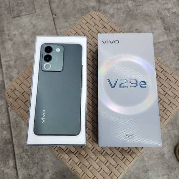 Vivo V29E 5G 1