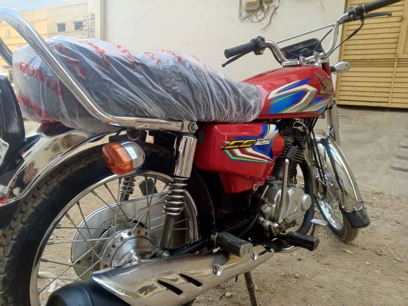 Honda 125. bikul NEW condition 6