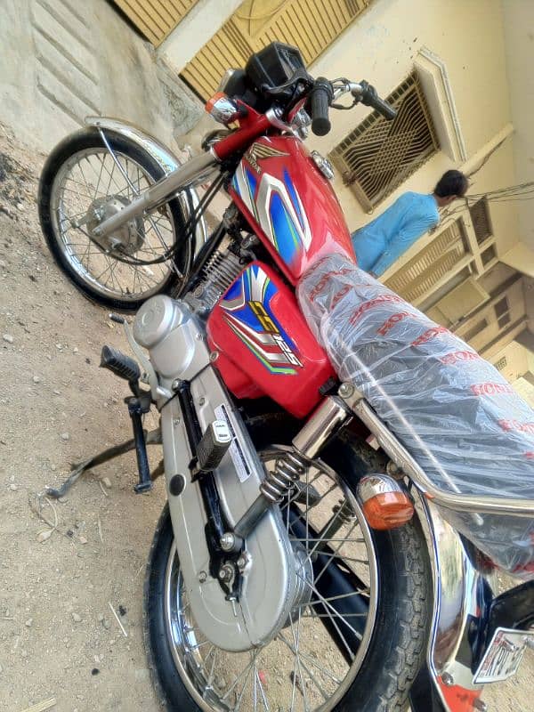 Honda 125. bikul NEW condition 9