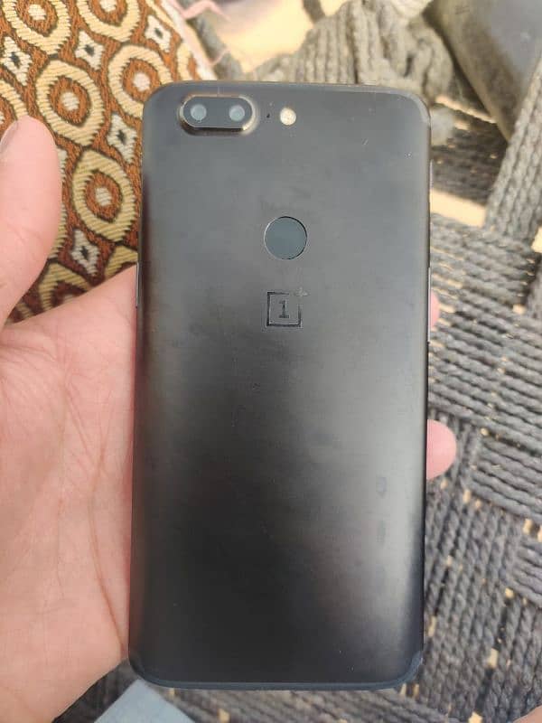 OnePlus 5t 8/128 2