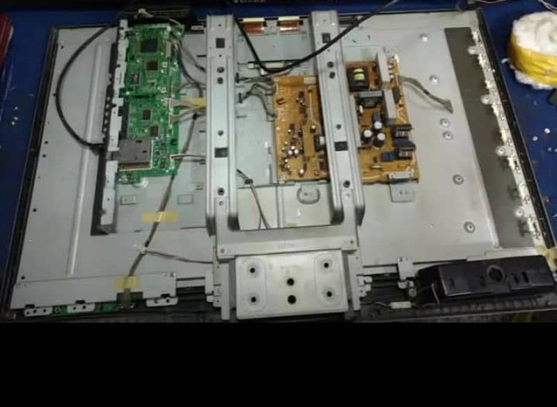 LED / LCD TV Repairing All sizes 5