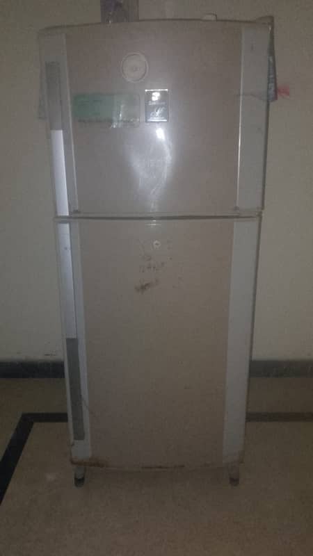 Dawlance fridge 0