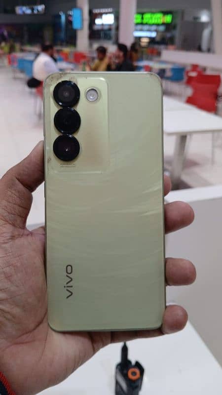 Vivo y100 8/264 6