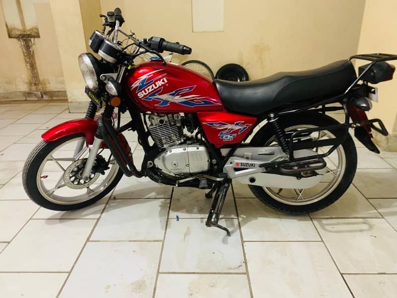 Suzuki Gs 150se 3