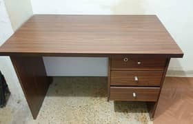 Used table