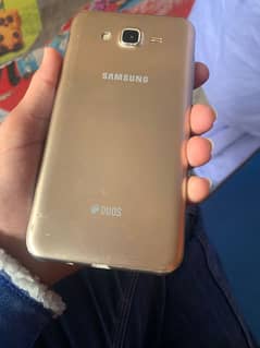 Sumsung galaxy J7 4/64