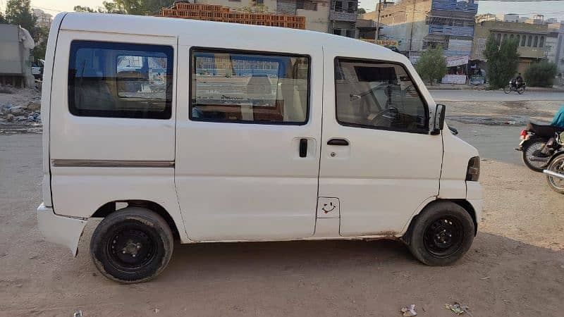 Mitsubishi Minicab Model 2009 Registration 2013 3