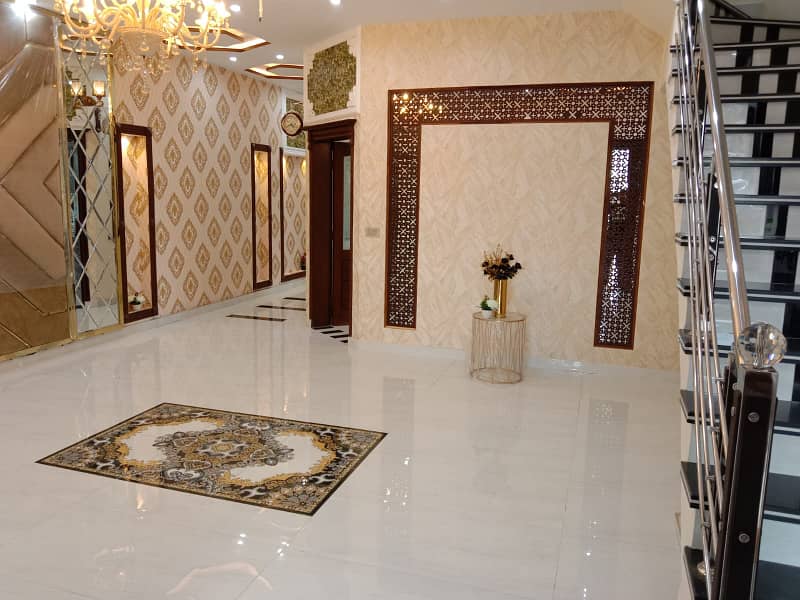 10 Marla house for sale in Gulshan e Lahore 10