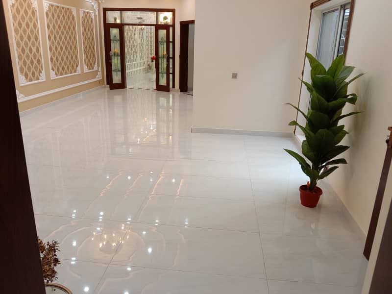 10 Marla house for sale in Gulshan e Lahore 18