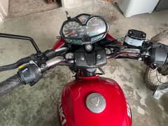 Suzuki GR150 Red