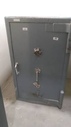 locker