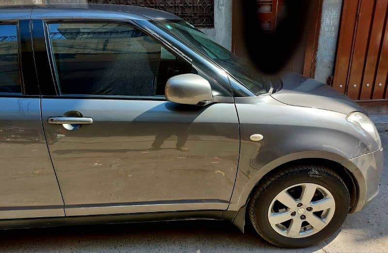 Suzuki Swift 2010 3