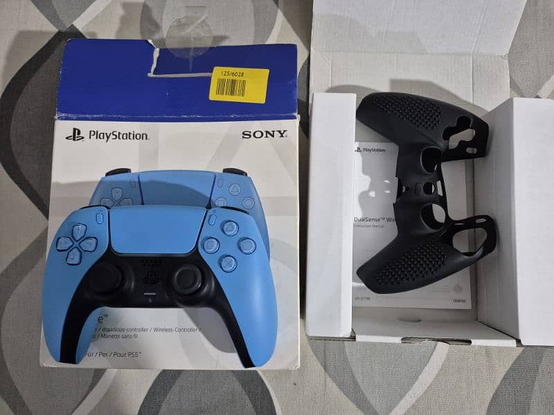 PS5 DualSense Starlight Blue controller excellent condition no fault 1