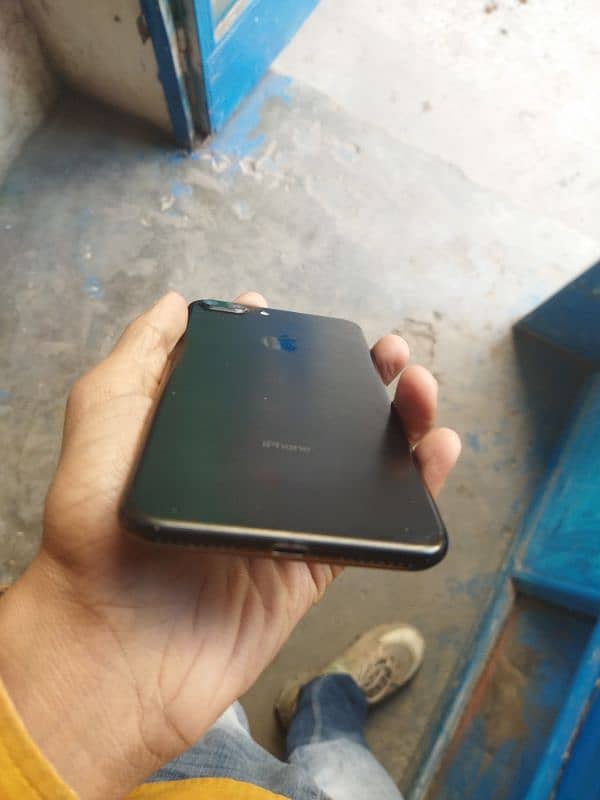 i phone 7 plus bypass NoN PTA 32gb 6