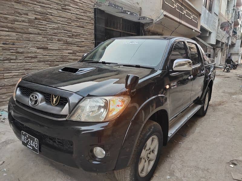 Toyota Hilux 2008 1