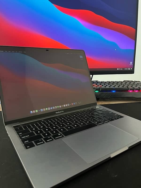 Macbook Pro 2017 - 13inch 6