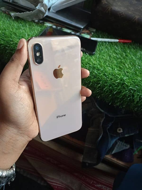 Exchange Possible IPhone xs Factory Unlock 3