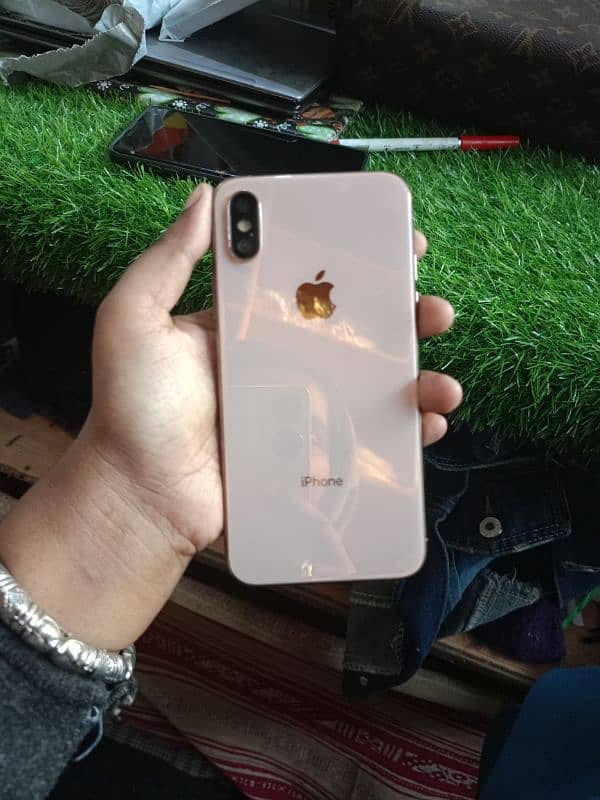 Exchange Possible IPhone xs Factory Unlock 4