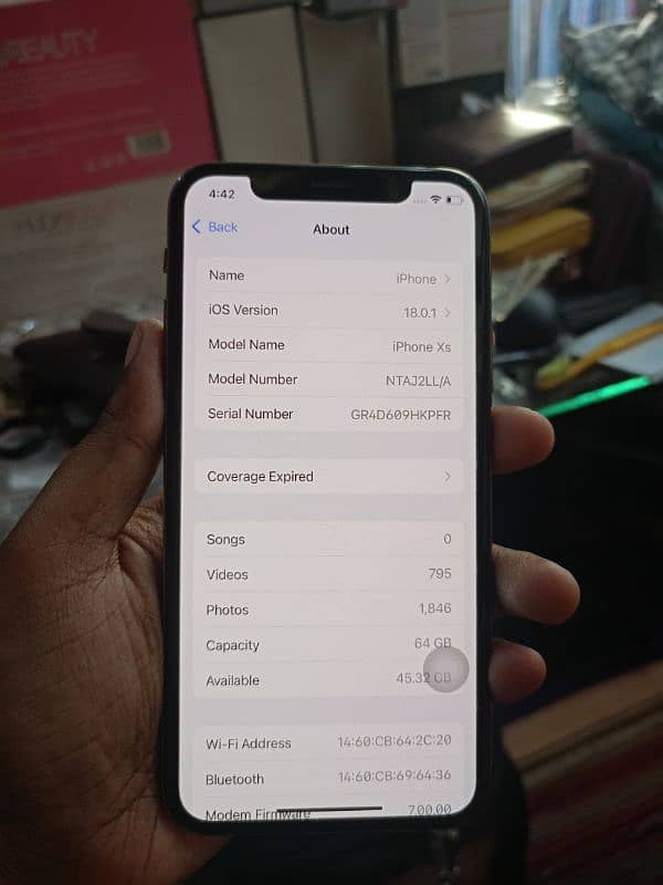 Exchange Possible IPhone xs Factory Unlock 5