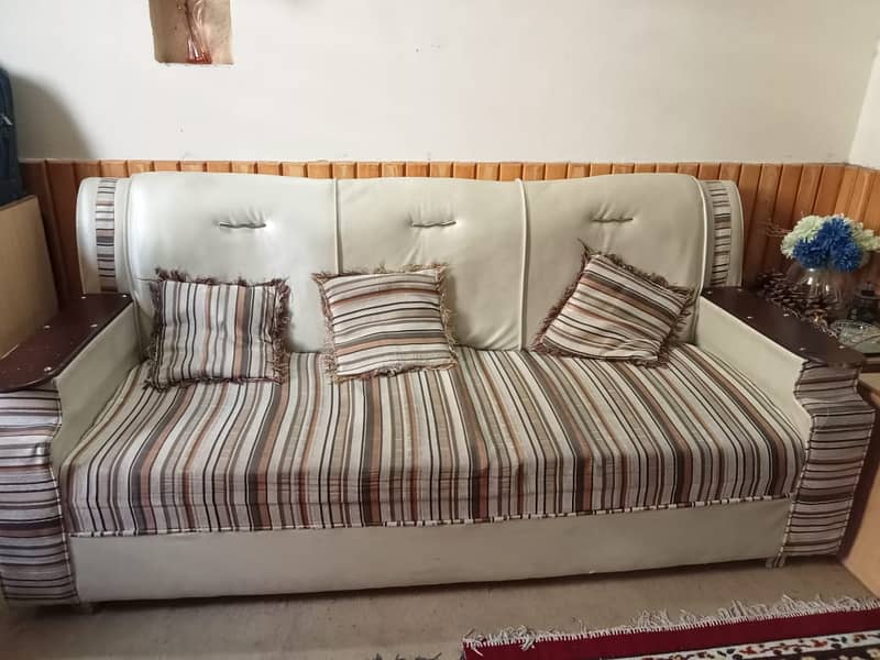 Sofa set for sale 0