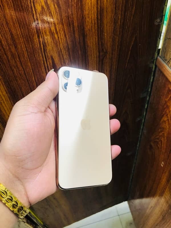 iPhone 11 Pro non pta 8