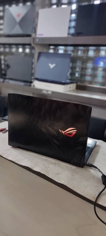 Asus rog strix g15 Laptop - Gaming laptop with 120hz/GTX1060/7thgen/i7 4