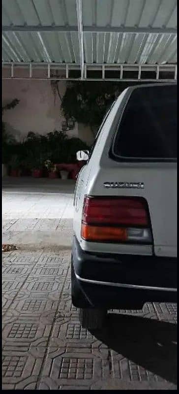 Suzuki Khyber 1991 9