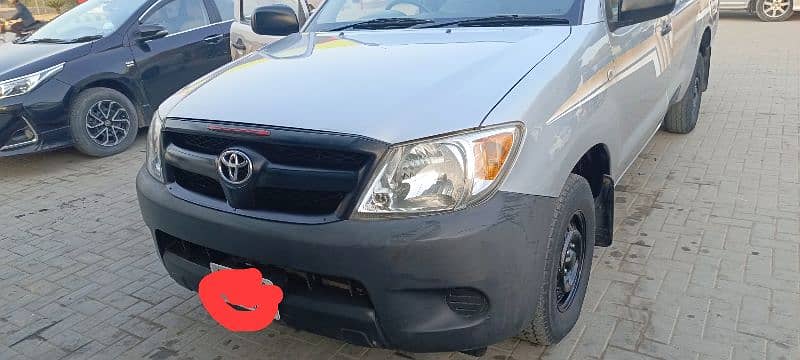 Toyota pic up for sale bumper to bumper original 18