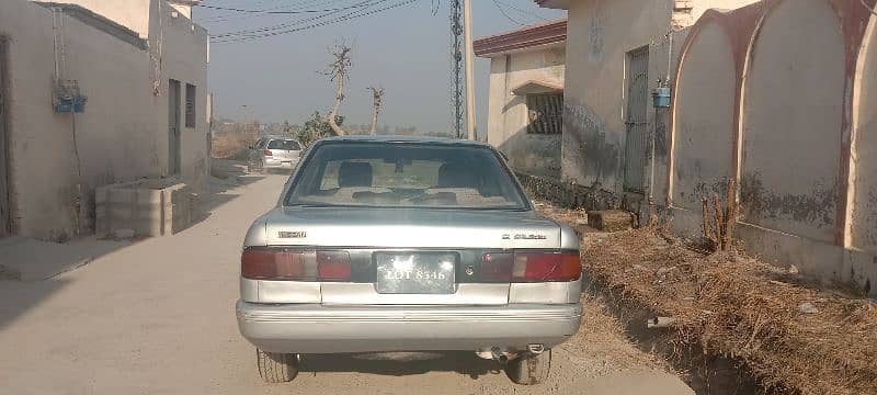 Nissan Sunny 1993 9