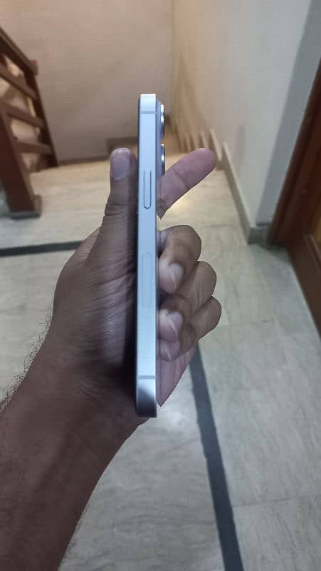 IPhone 14 256 GB Non PTA 6