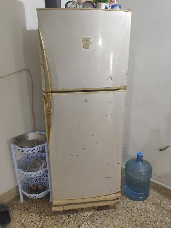 Dawlance signature fridge 0