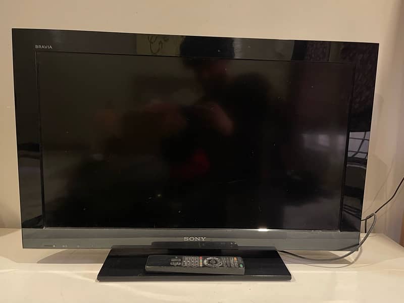 Sony Bravia 32 Inch HD TV 0