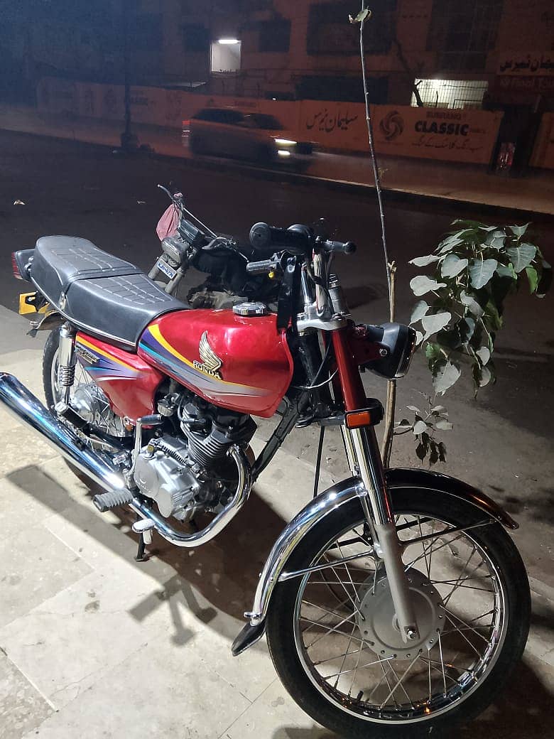 Honda CG 125 2012 3